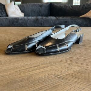 Bruno Magli Gina Black Calf Peeo Toe Sandals Sz 9.5 4A